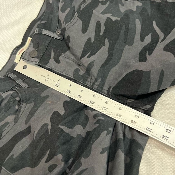 Levis 711 Skinny Black Gray Camouflaged Jeans - Picture 7 of 8
